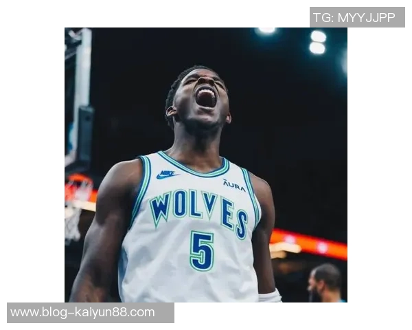 爱德华兹表现平平大胜无碍仅得13分4篮板3助攻2抢断